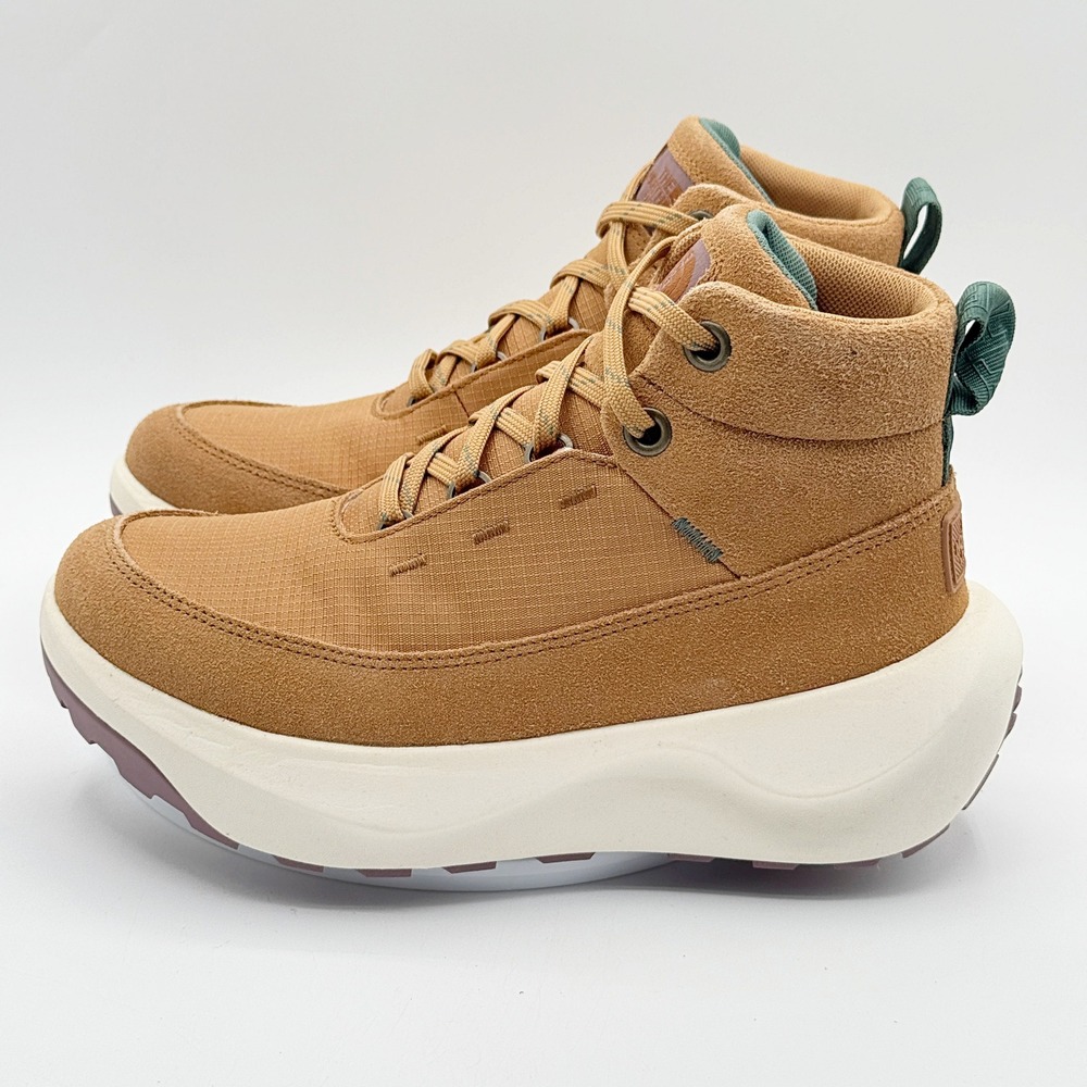 The North Face Halseigh Hiker / Size 7.5 Womens / Almond Butter NEW